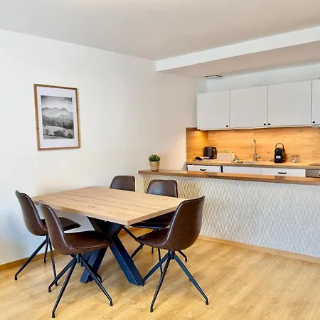 Staynature Bergsteiger App - 2 Bedroom - Modern, Ruhig, Zentral Appartamento